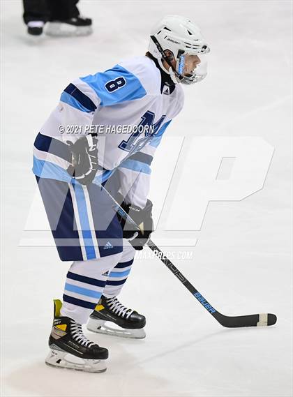 Thumbnail 1 in Newton/Lenape @ Morris Catholic photogallery.