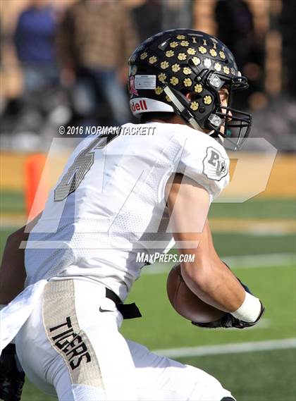 Thumbnail 1 in Blue Valley vs. Derby (KSHSAA 6A Final) photogallery.