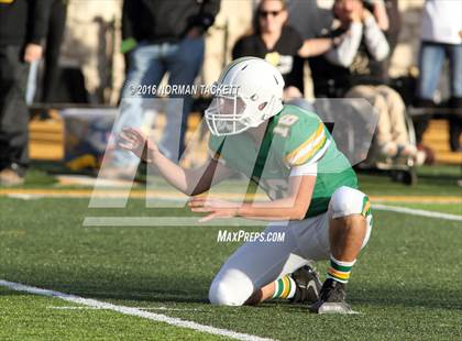 Thumbnail 2 in Blue Valley vs. Derby (KSHSAA 6A Final) photogallery.