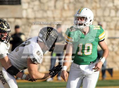 Thumbnail 1 in Blue Valley vs. Derby (KSHSAA 6A Final) photogallery.