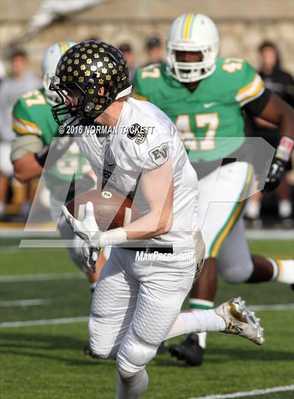 Thumbnail 1 in Blue Valley vs. Derby (KSHSAA 6A Final) photogallery.