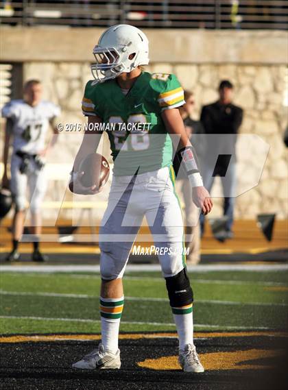 Thumbnail 3 in Blue Valley vs. Derby (KSHSAA 6A Final) photogallery.