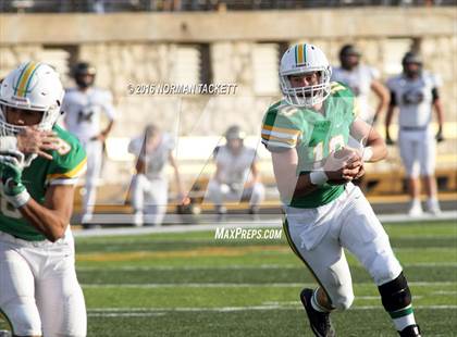Thumbnail 3 in Blue Valley vs. Derby (KSHSAA 6A Final) photogallery.