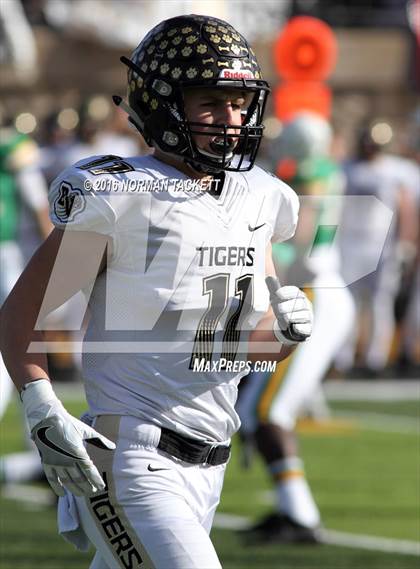 Thumbnail 1 in Blue Valley vs. Derby (KSHSAA 6A Final) photogallery.