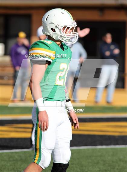 Thumbnail 1 in Blue Valley vs. Derby (KSHSAA 6A Final) photogallery.