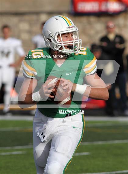 Thumbnail 3 in Blue Valley vs. Derby (KSHSAA 6A Final) photogallery.