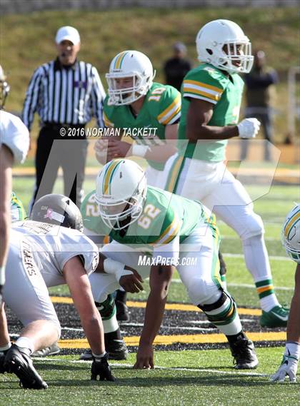 Thumbnail 2 in Blue Valley vs. Derby (KSHSAA 6A Final) photogallery.