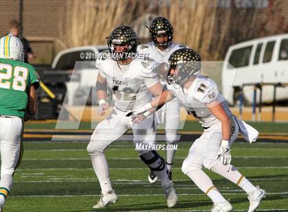 Thumbnail 2 in Blue Valley vs. Derby (KSHSAA 6A Final) photogallery.