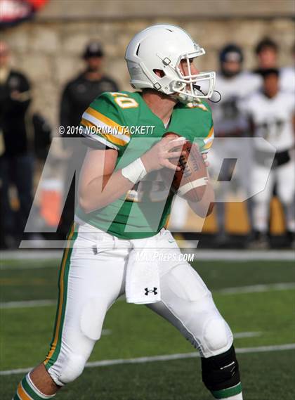 Thumbnail 2 in Blue Valley vs. Derby (KSHSAA 6A Final) photogallery.