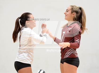 Thumbnail 3 in La Canada vs. Torrance (Queen's Court Tournament) photogallery.