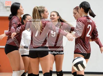 Thumbnail 3 in La Canada vs. Torrance (Queen's Court Tournament) photogallery.