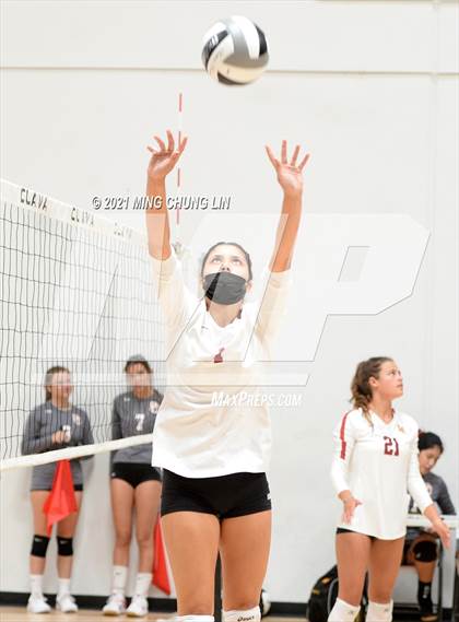 Thumbnail 2 in La Canada vs. Torrance (Queen's Court Tournament) photogallery.