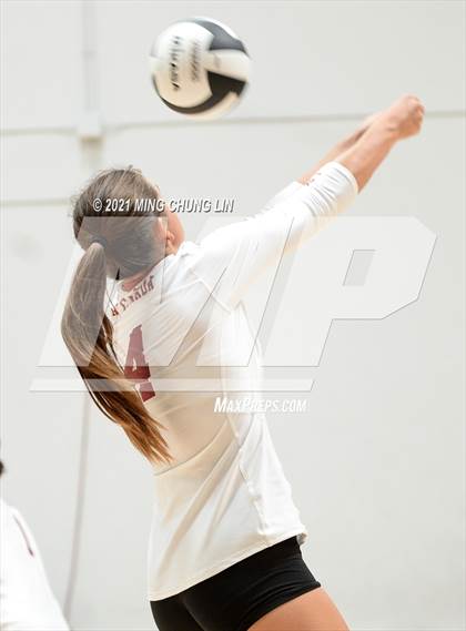 Thumbnail 2 in La Canada vs. Torrance (Queen's Court Tournament) photogallery.