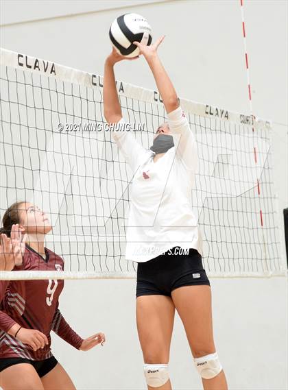 Thumbnail 2 in La Canada vs. Torrance (Queen's Court Tournament) photogallery.