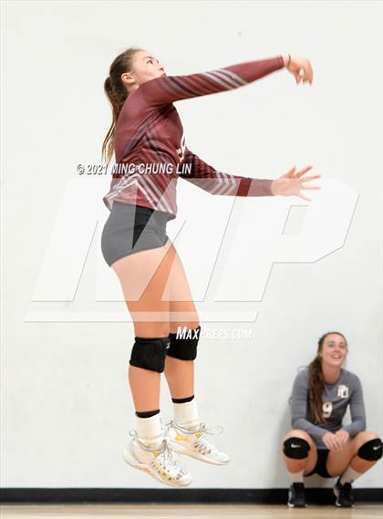 Thumbnail 1 in La Canada vs. Torrance (Queen's Court Tournament) photogallery.