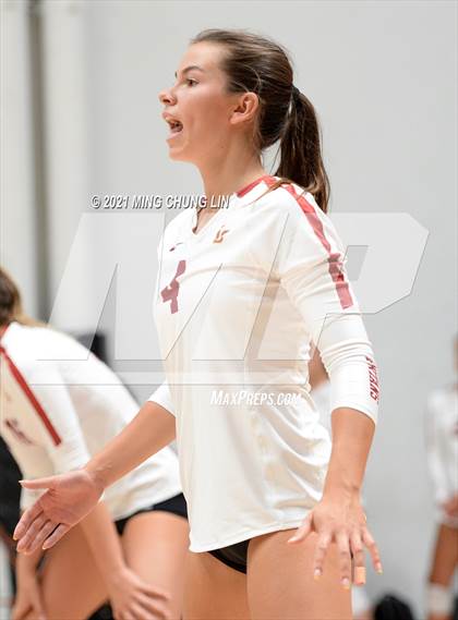Thumbnail 1 in La Canada vs. Torrance (Queen's Court Tournament) photogallery.