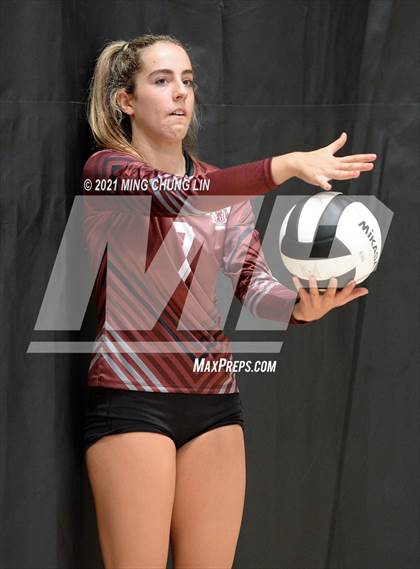 Thumbnail 1 in La Canada vs. Torrance (Queen's Court Tournament) photogallery.