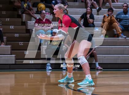 Thumbnail 1 in Hawaii Prep vs. Damien (HHSAA D2 Quarterfinals) photogallery.