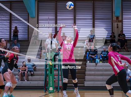 Thumbnail 1 in Hawaii Prep vs. Damien (HHSAA D2 Quarterfinals) photogallery.