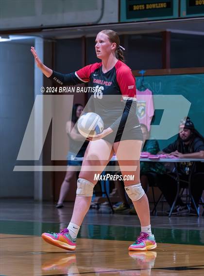 Thumbnail 3 in Hawaii Prep vs. Damien (HHSAA D2 Quarterfinals) photogallery.