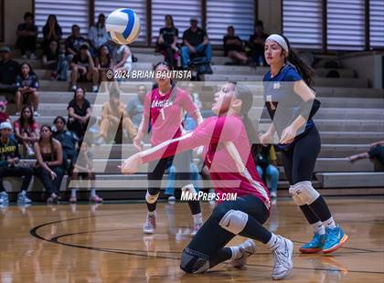 Thumbnail 3 in Hawaii Prep vs. Damien (HHSAA D2 Quarterfinals) photogallery.