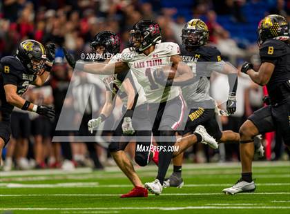 Thumbnail 3 in Lake Travis vs Brennan (UIL 6A D1 REGIONALS Playoff) photogallery.