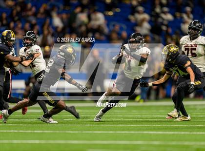 Thumbnail 2 in Lake Travis vs Brennan (UIL 6A D1 REGIONALS Playoff) photogallery.