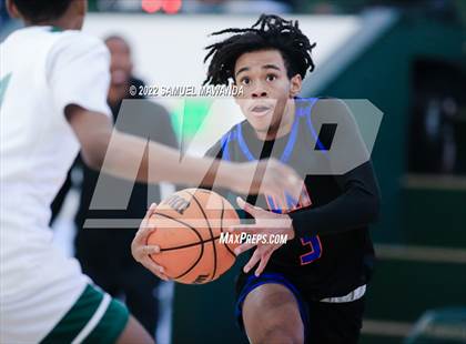Thumbnail 3 in Inglewood vs University (Westside Tip Off Classic)  photogallery.