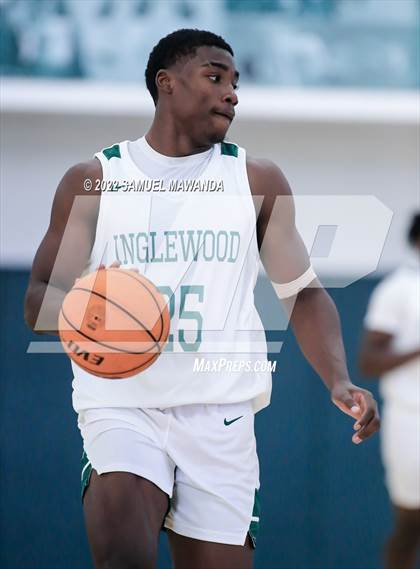 Thumbnail 3 in Inglewood vs University (Westside Tip Off Classic)  photogallery.