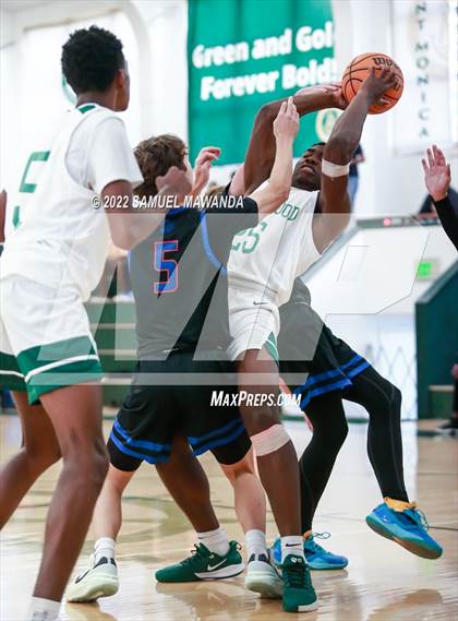Thumbnail 2 in Inglewood vs University (Westside Tip Off Classic)  photogallery.