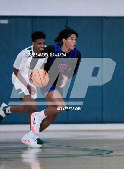 Thumbnail 3 in Inglewood vs University (Westside Tip Off Classic)  photogallery.