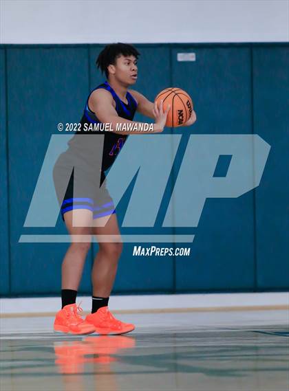 Thumbnail 2 in Inglewood vs University (Westside Tip Off Classic)  photogallery.