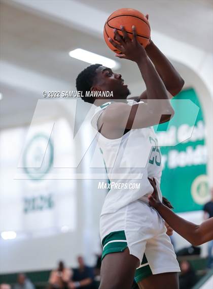 Thumbnail 1 in Inglewood vs University (Westside Tip Off Classic)  photogallery.