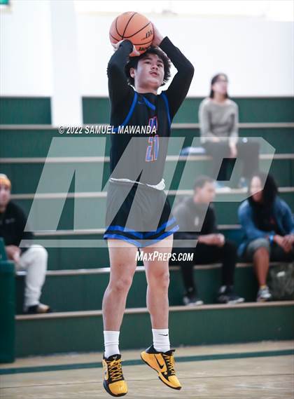 Thumbnail 2 in Inglewood vs University (Westside Tip Off Classic)  photogallery.