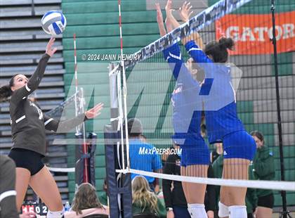 Thumbnail 2 in Bishop Gorman vs. Saint Francis (Durango Fall Classic) photogallery.