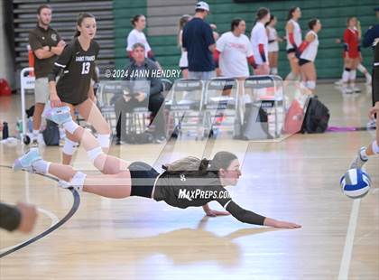 Thumbnail 2 in Bishop Gorman vs. Saint Francis (Durango Fall Classic) photogallery.
