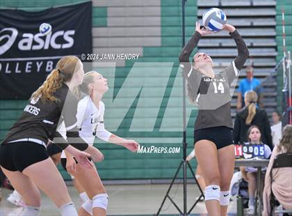 Thumbnail 3 in Bishop Gorman vs. Saint Francis (Durango Fall Classic) photogallery.