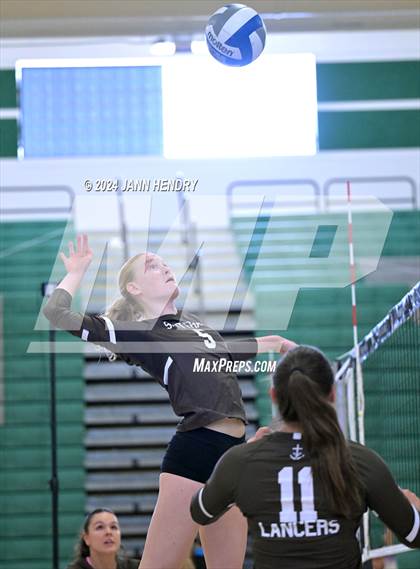 Thumbnail 1 in Bishop Gorman vs. Saint Francis (Durango Fall Classic) photogallery.