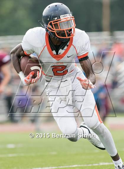 Thumbnail 1 in Bennett/Olmsted @ Orchard Park photogallery.