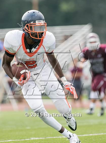 Thumbnail 2 in Bennett/Olmsted @ Orchard Park photogallery.