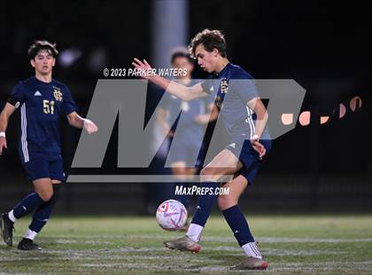Thumbnail 1 in Teurlings Catholic @ Holy Cross (Div. II Regional Playoff) photogallery.