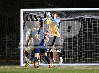 Thumbnail 3 in Teurlings Catholic @ Holy Cross (Div. II Regional Playoff) photogallery.