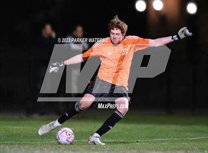 Thumbnail 3 in Teurlings Catholic @ Holy Cross (Div. II Regional Playoff) photogallery.