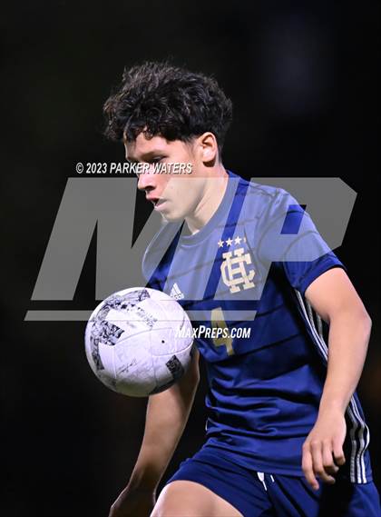 Thumbnail 3 in Teurlings Catholic @ Holy Cross (Div. II Regional Playoff) photogallery.