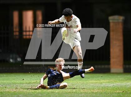 Thumbnail 3 in Teurlings Catholic @ Holy Cross (Div. II Regional Playoff) photogallery.