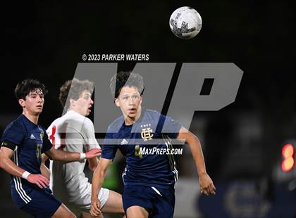 Thumbnail 3 in Teurlings Catholic @ Holy Cross (Div. II Regional Playoff) photogallery.