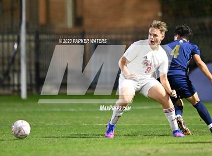 Thumbnail 2 in Teurlings Catholic @ Holy Cross (Div. II Regional Playoff) photogallery.