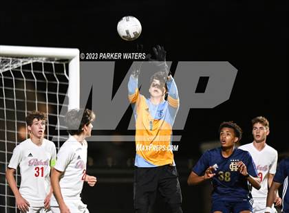 Thumbnail 1 in Teurlings Catholic @ Holy Cross (Div. II Regional Playoff) photogallery.