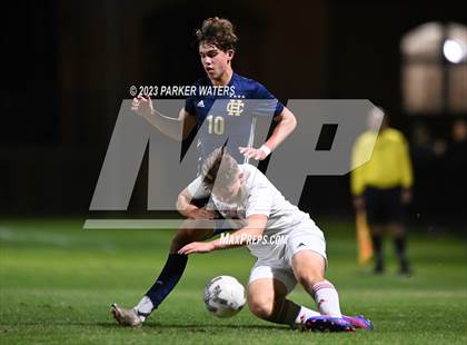 Thumbnail 2 in Teurlings Catholic @ Holy Cross (Div. II Regional Playoff) photogallery.