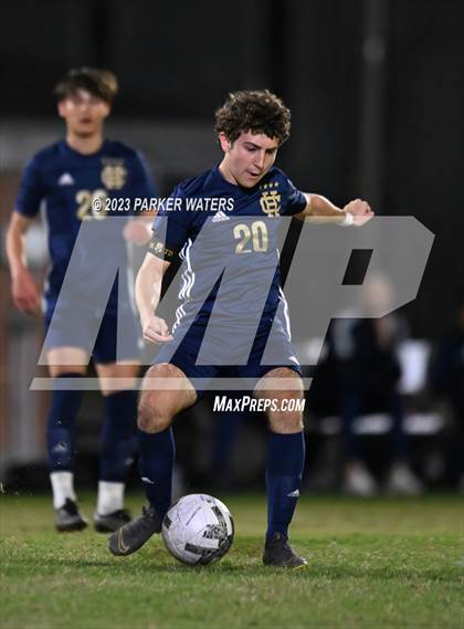 Thumbnail 1 in Teurlings Catholic @ Holy Cross (Div. II Regional Playoff) photogallery.